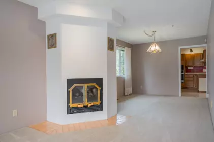 Breakfast Nook Photo of 10523 Fraserglen Drive, Surrey, BC