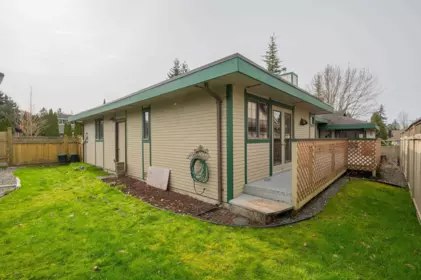 Garden / Landscaping Photo of 10523 Fraserglen Drive, Surrey, BC