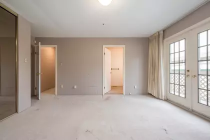 Mudroom Photo of 10523 Fraserglen Drive, Surrey, BC