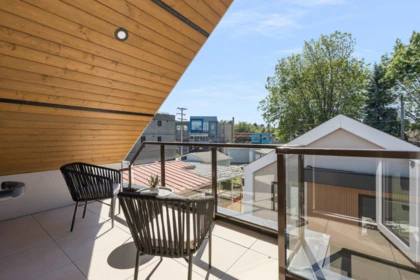 Outdoor Deck Photo of 2 3391 Victoria Drive, Vancouver, BC