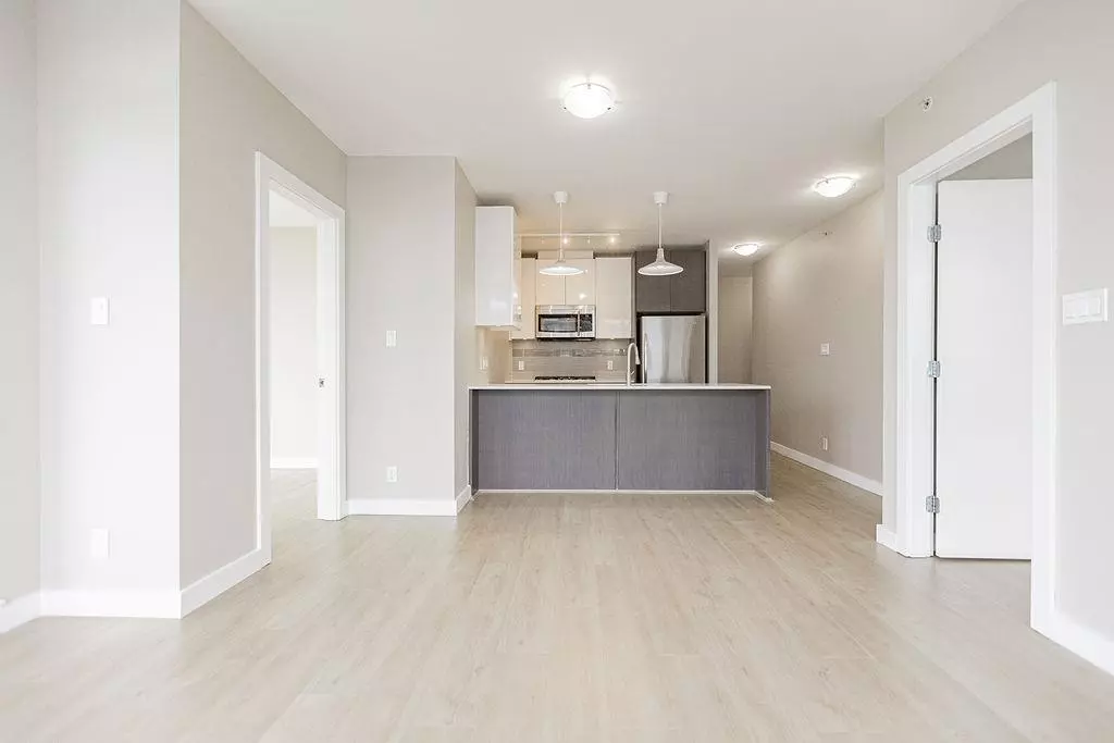 Dining Area Photo of 1102 6971 Elmbridge Way, Richmond, BC