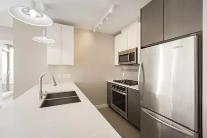 Kitchen Photo of 1102 6971 Elmbridge Way, Richmond, BC