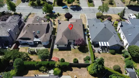 Community Amenities Photo (Clubhouse) of 14917 24a Avenue, Surrey, BC