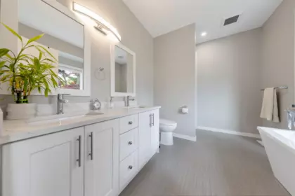 Hot Tub / Spa Photo of 14917 24a Avenue, Surrey, BC