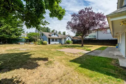 Front Yard Photo of 1707 Haversley Avenue, Coquitlam, BC