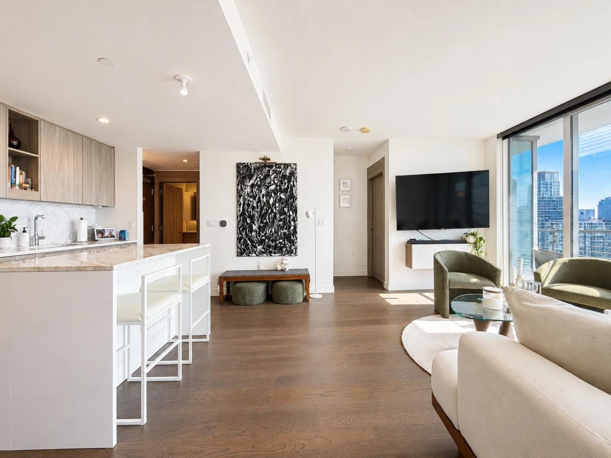 Family Room Photo of 2320 89 Nelson Street, Vancouver, BC