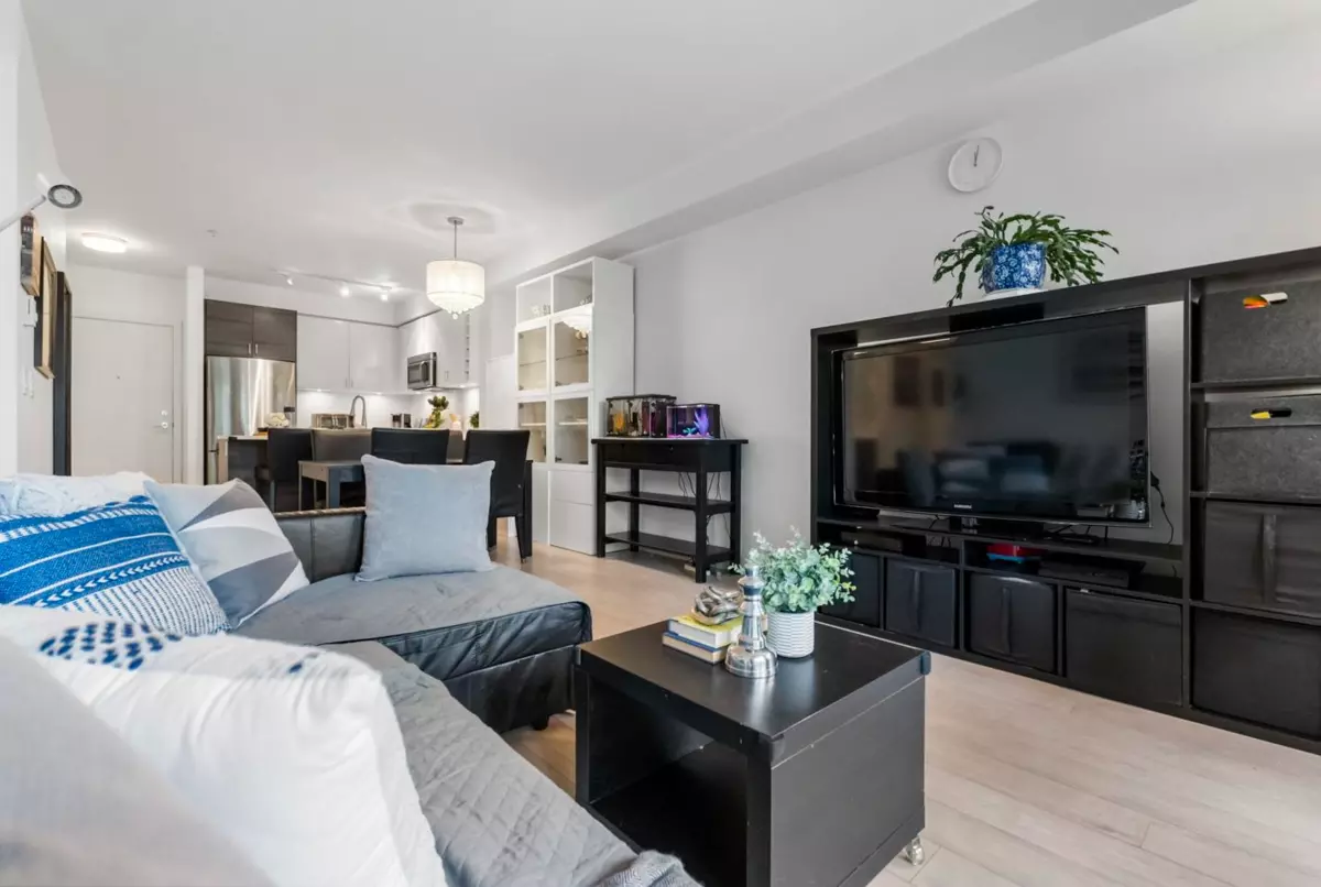 Family Room Photo of 115 13919 Fraser Highway, Surrey, BC
