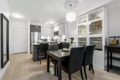 Kitchen Photo of 115 13919 Fraser Highway, Surrey, BC