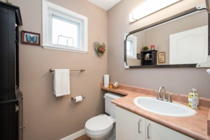 Guest Bathroom Photo of 1015 St. Andrews Avenue, North Vancouver, BC