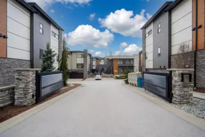 3 33209 Cherry Avenue, Mission, BC, Mission — Townhouse for sale
