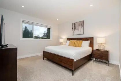Powder Room Photo of 3 33209 Cherry Avenue, Mission, BC