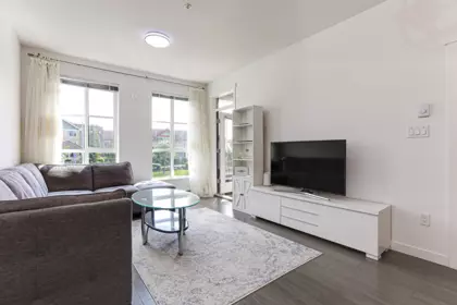 Kitchen Island Photo of 324 15138 34 Avenue, Surrey, BC