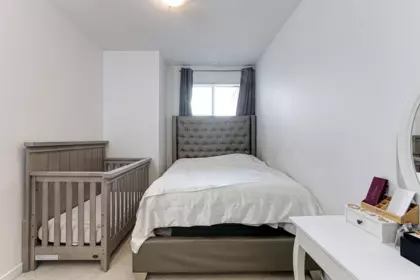 Powder Room Photo of 324 15138 34 Avenue, Surrey, BC