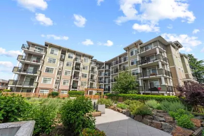 305 20686 Eastleigh Crescent, Langley, BC, Langley — Apartment/Condo for sale