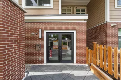 305 20686 Eastleigh Crescent, Langley, BC, Langley — Apartment/Condo for sale