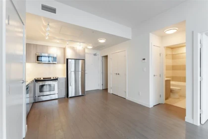 3303 13308 Central Avenue, Surrey, BC, Surrey — Apartment/Condo for sale