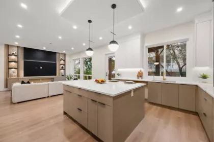 Kitchen Photo of 11472 138a Street, Surrey, BC