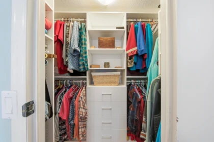 Walk-In Closet Photo of 162 145 King Edward Street, Coquitlam, BC