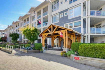 101 4500 Westwater Drive, Richmond, BC, Richmond — Apartment/Condo for sale