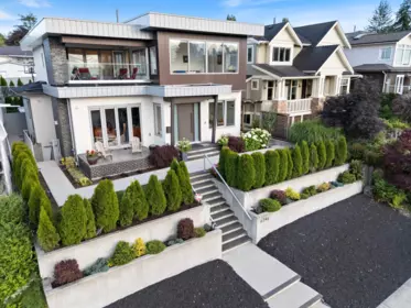 6346 Burns Street, Burnaby, BC, Burnaby — Single Family Residence for sale