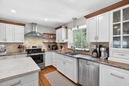 34947 Oakhill Drive, Abbotsford, BC, Abbotsford — Single Family Residence for sale