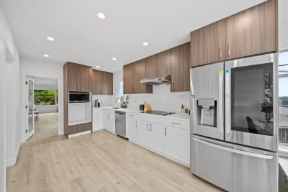 Kitchen Island Photo of 4831 Cambridge Street, Burnaby, BC
