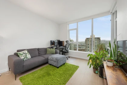 1301 2186 Gilmore Avenue, Burnaby, BC, Burnaby — Apartment/Condo for sale