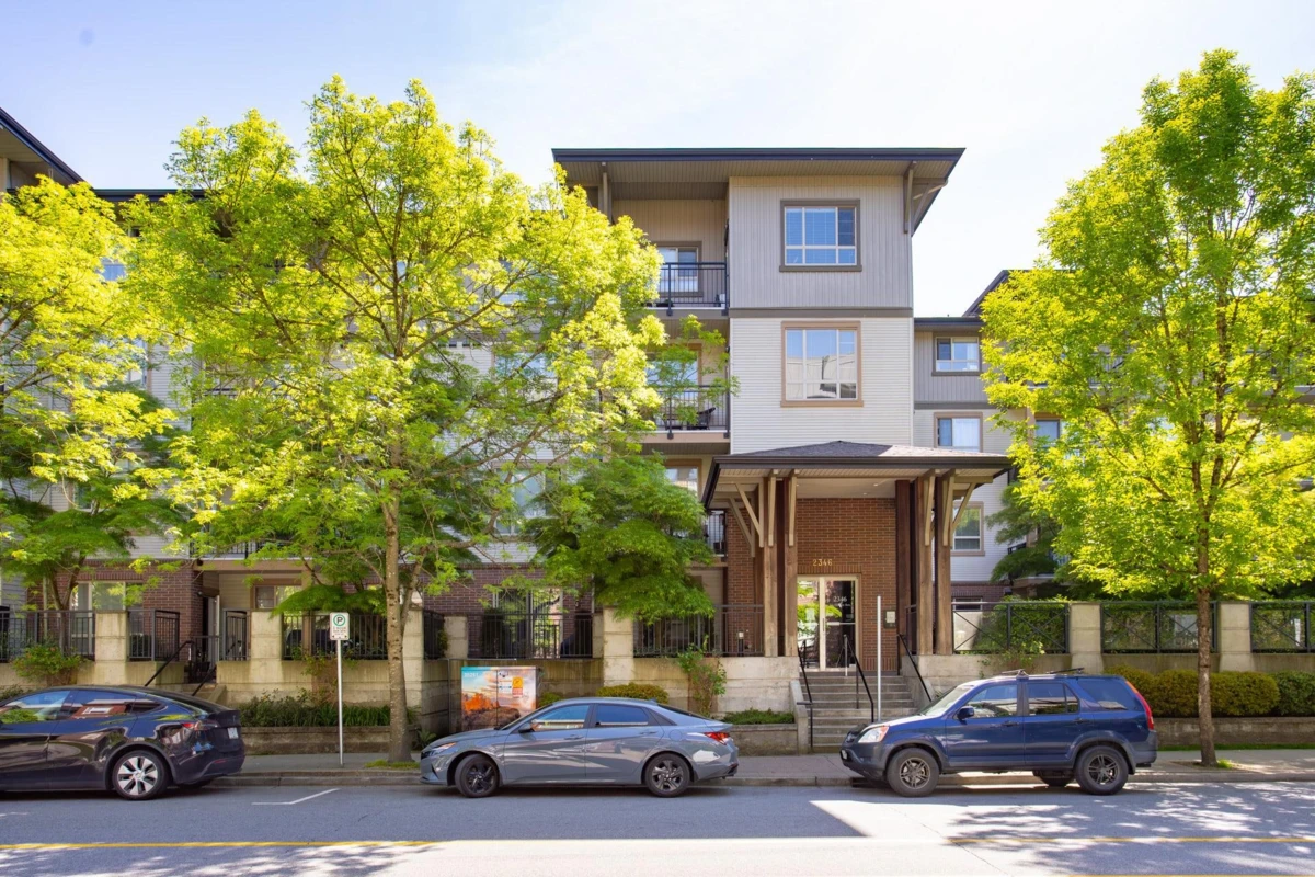Exterior Front Photo of 211 2346 Mcallister Avenue, Port Coquitlam, BC