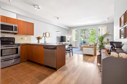 Family Room Photo of 211 2346 Mcallister Avenue, Port Coquitlam, BC