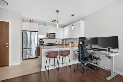 Breakfast Nook Photo of 1601 280 Ross Drive, New Westminster, BC