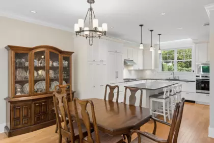 Pantry Photo of 2071 Esquimalt Avenue, West Vancouver, BC