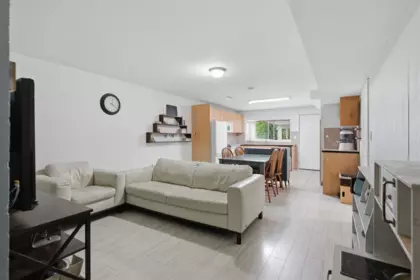 Basement Recreation Room Photo of 34017 Marshall Road, Abbotsford, BC