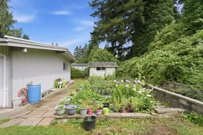 Outdoor Patio Photo of 34017 Marshall Road, Abbotsford, BC