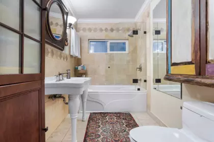 Primary Bathroom Photo of 3477 Raleigh Street, Port Coquitlam, BC