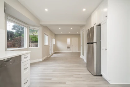 Kitchen Island Photo of 13015 Summerhill Crescent, Surrey, BC