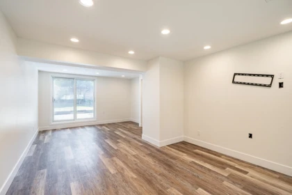 Entry Foyer Photo of 6304 Sundance Drive, Surrey, BC