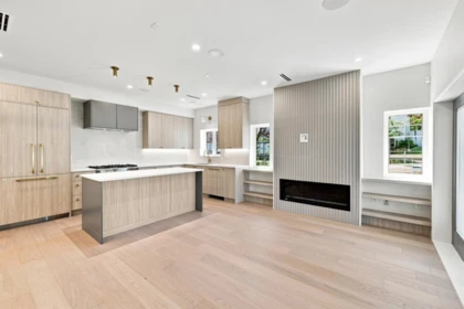 3206 E Georgia Street, Vancouver, BC, Vancouver — Half Duplex for sale
