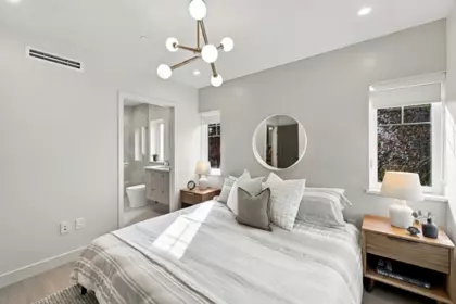 Powder Room Photo of 3206 E Georgia Street, Vancouver, BC
