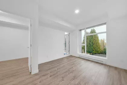 Primary Bathroom Photo of 406 10828 139a Street, Surrey, BC
