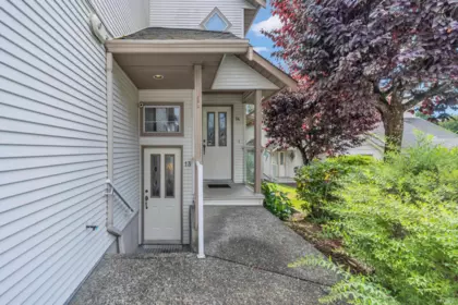 Hot Tub / Spa Photo of 13 32311 Mcrae Avenue, Mission, BC