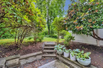 Neighborhood Park Photo Near 13 32311 Mcrae Avenue, Mission, BC