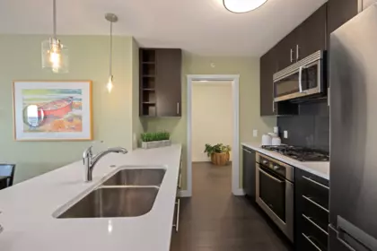 1808 608 Belmont Street, New Westminster, BC, New Westminster — Apartment/Condo for sale
