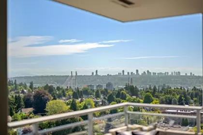 Swimming Pool Photo of 1808 608 Belmont Street, New Westminster, BC