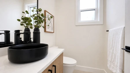 Guest Bathroom Photo of 16521 20 Avenue, Surrey, BC