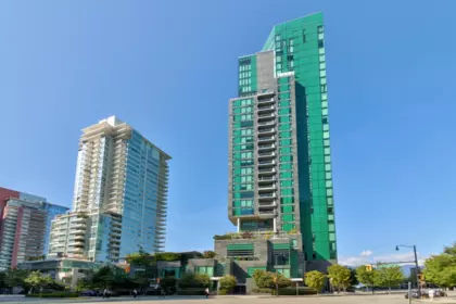 Neighborhood Park Photo Near 1701 277 Thurlow Street, Vancouver, BC