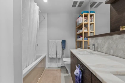Primary Bedroom Photo of 276 W 62nd Avenue, Vancouver, BC