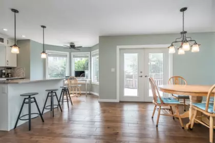 Entry Foyer Photo of 6055 170a Street, Surrey, BC