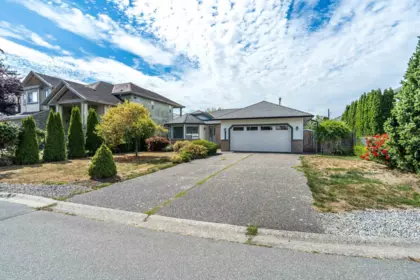 6055 170a Street, Surrey, BC, Surrey — Single Family Residence for sale