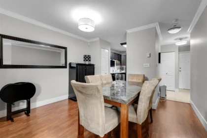 Kitchen Photo of 316 13733 74 Avenue, Surrey, BC