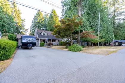 19860 35 Avenue, Langley, BC, Langley — Single Family Residence for sale
